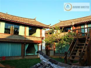 Shuhe Doumi International Youth Hostel Lijiang  Zewnętrze zdjęcie